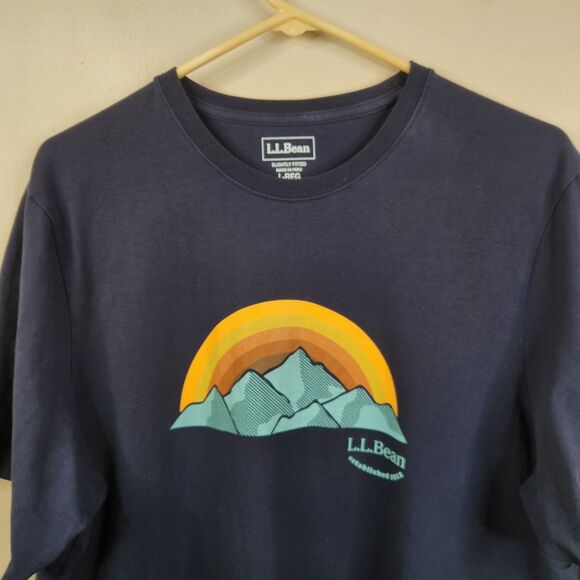 L.L. Bean Mens Slightly Fitted Short Sleeve Rainbow Mountain Graphic Tee L Reg - Picture 2 of 6